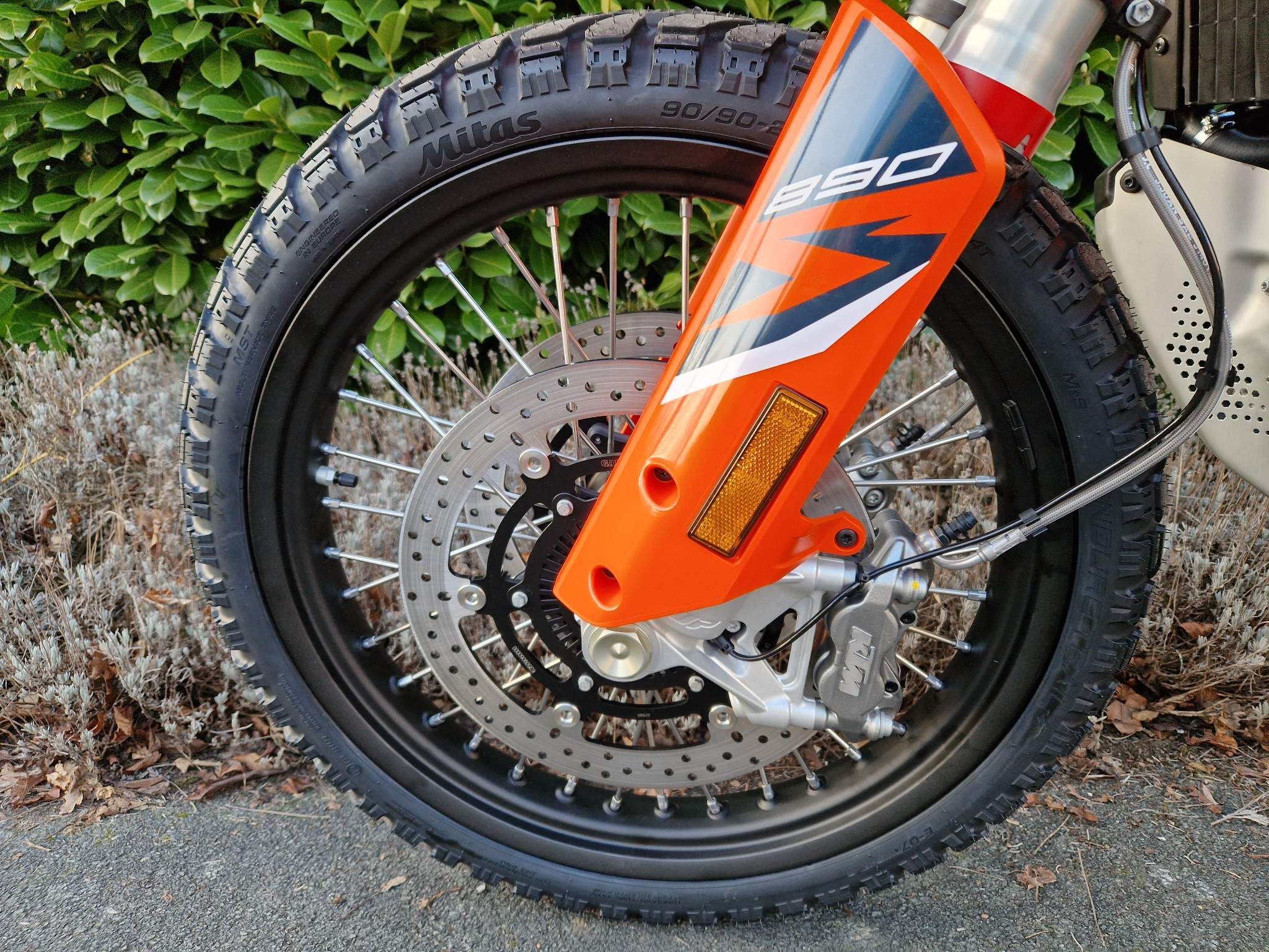 SOLD 2024 KTM 890 R X-Ring Euro 5